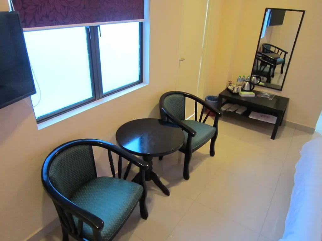 Oyo 151 Twin Hotel Kuala Lumpur 2*,