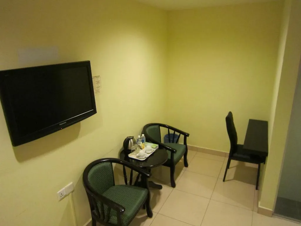 Oyo 151 Twin Hotel Kuala Lumpur 2*,